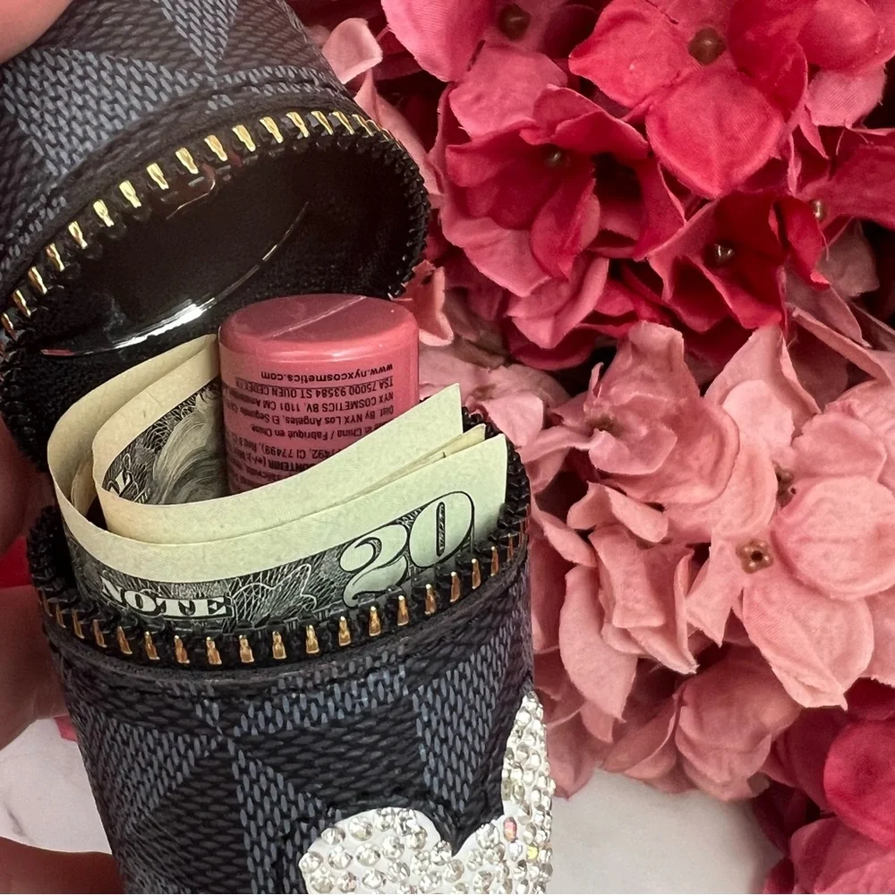 Mickey Mouse Coin Purse with Ribbon Tassel Keychain - Picture 14 of 16